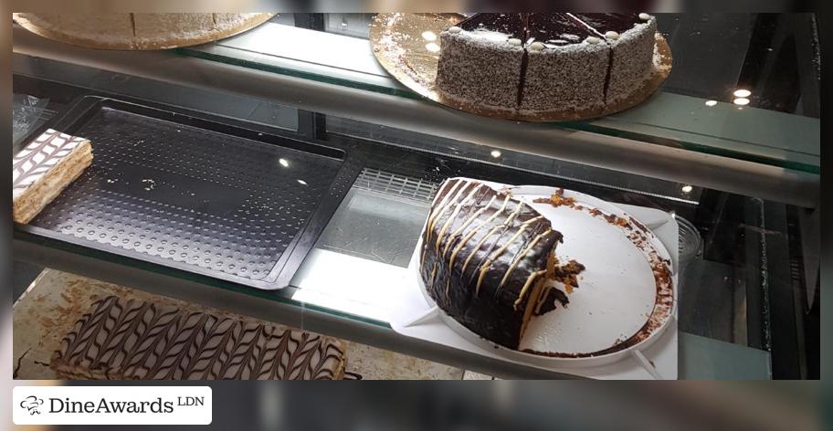 Chocolate cakes and desserts